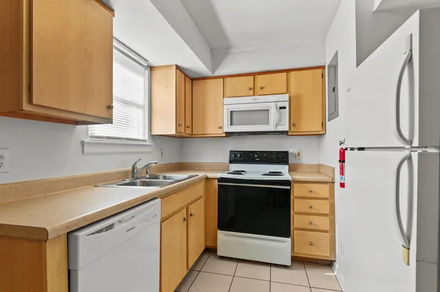 $1,150 | 2107 Rondo Street, Unit 104, Charleston, SC 29414