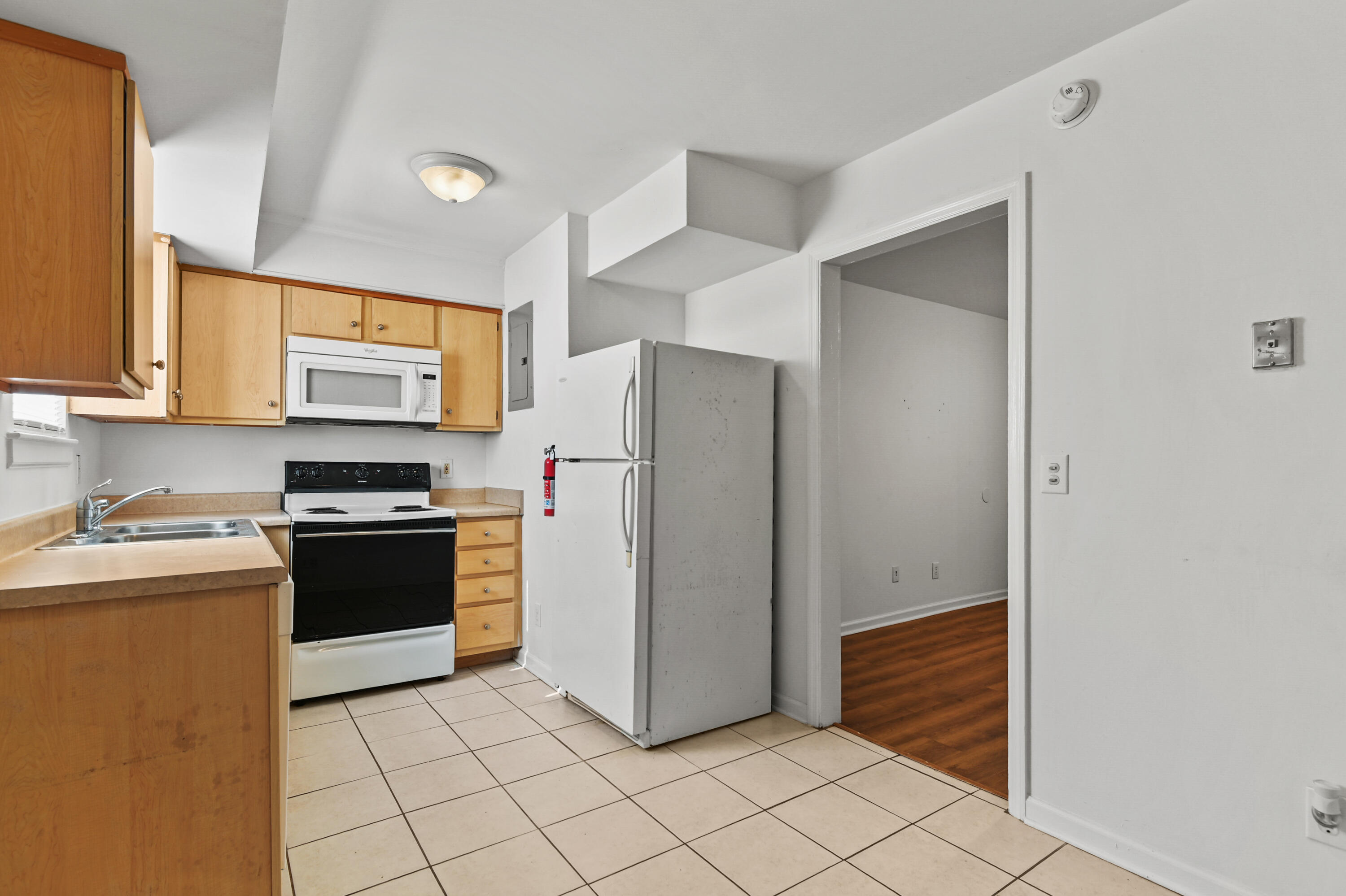 2107 Rondo Street, Unit 104 Charleston, SC 29414 - Photo 6 of 12 _DSC2609