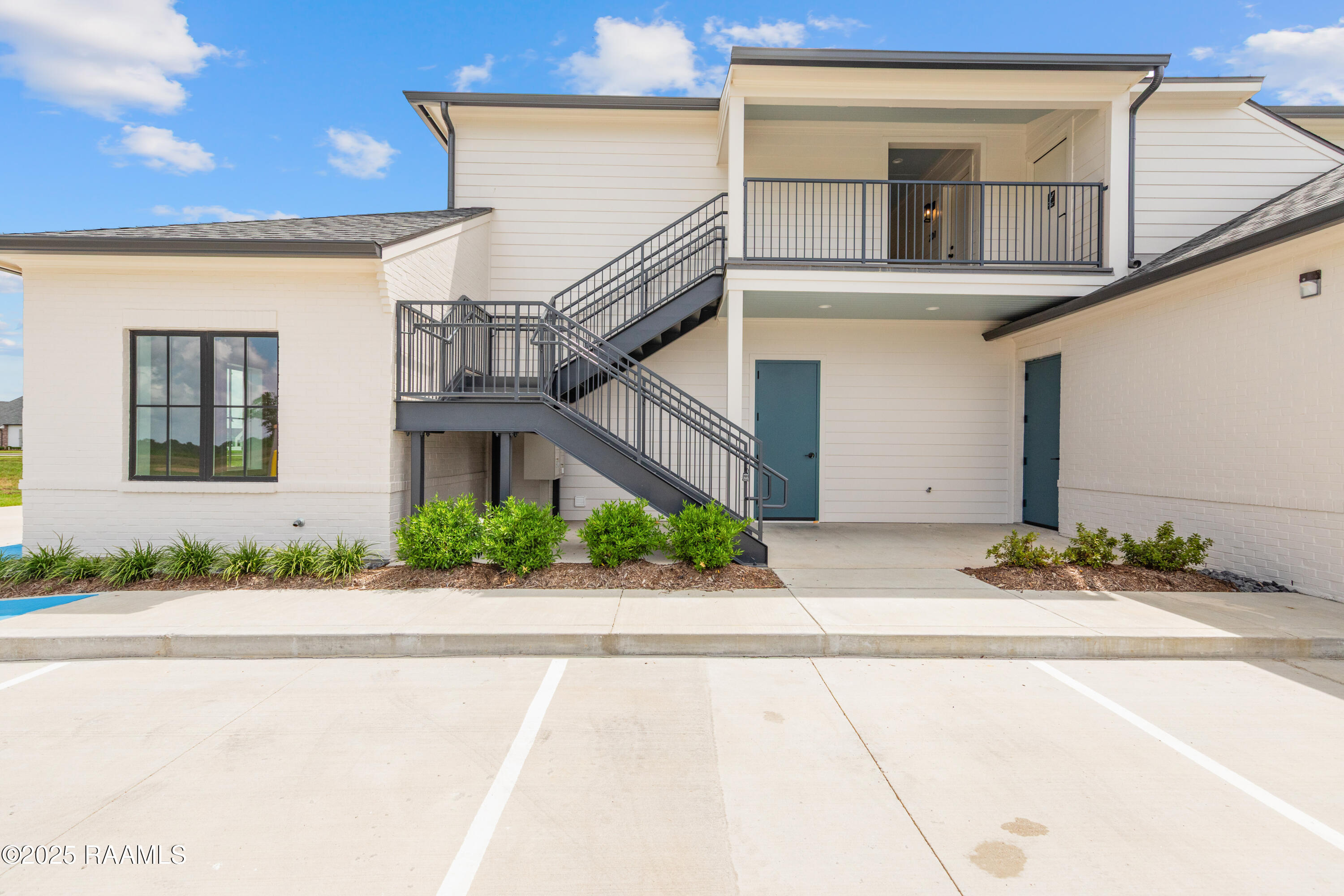 1102 Apollo Road, Unit 201 Scott, LA 70583 - Photo 3 of 12 1102Apollo-22