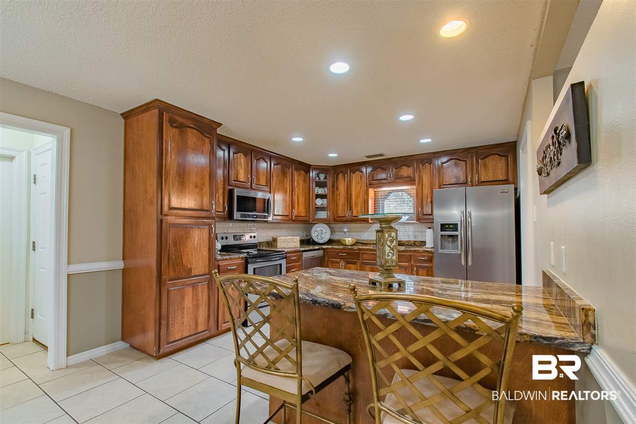3695 Latigo Road Mobile, AL 36695 - Photo 17 of 47 Kitchen