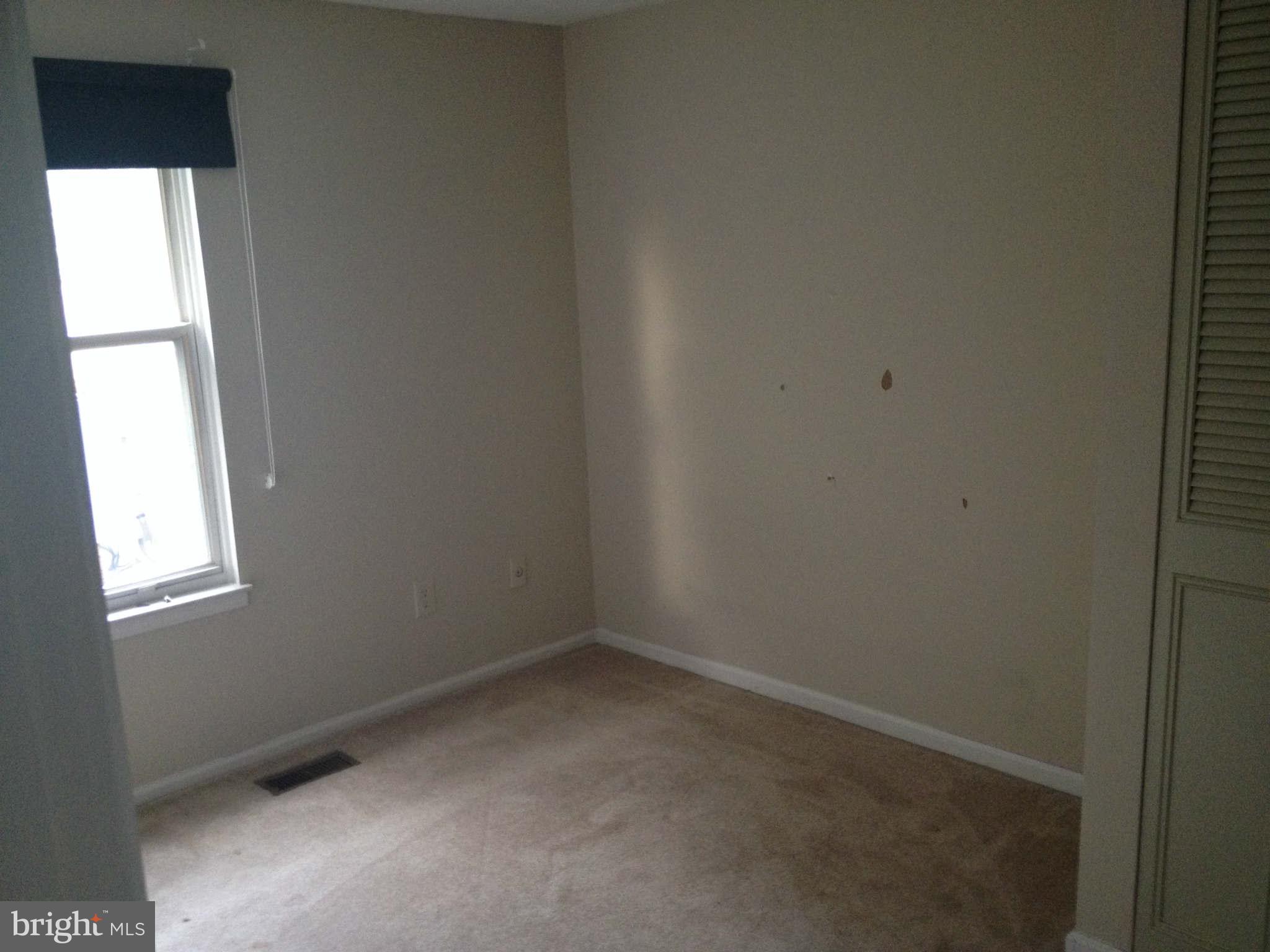 6963 Villa-Del-Rey Court Springfield, VA 22150 - Photo 8 of 11 Bedroom