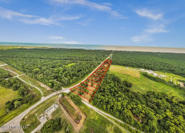 $299,000 | Espy Ave Pass, Pass Christian, MS 39571