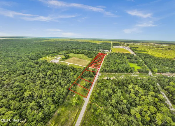$299,000 | Espy Ave Pass, Pass Christian, MS 39571