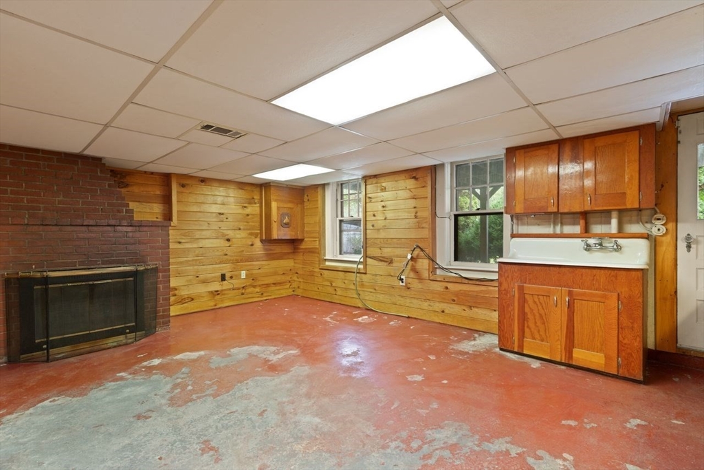 10 Oak Street Wareham, MA 02571 - Photo 26 of 39