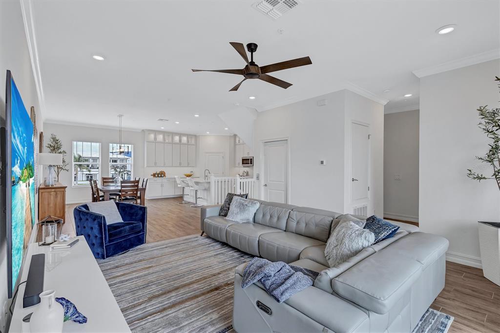 3027 Bermuda Sloop Circle Ruskin, FL 33570 - Photo 14 of 53