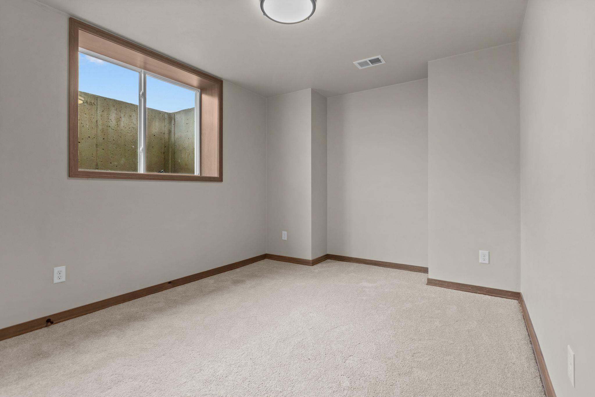 2386 Scheuring Road De Pere, WI 54115 - Photo 42 of 49