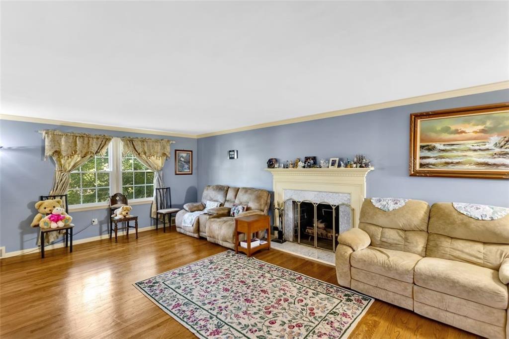 8444 Fox Ridge Road Pittsburgh, PA 15237 - Photo 2 of 30 Gallery Image 2