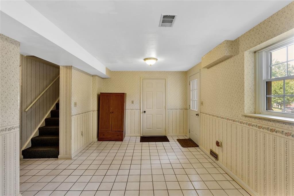 8444 Fox Ridge Road Pittsburgh, PA 15237 - Photo 21 of 30 Gallery Image 21