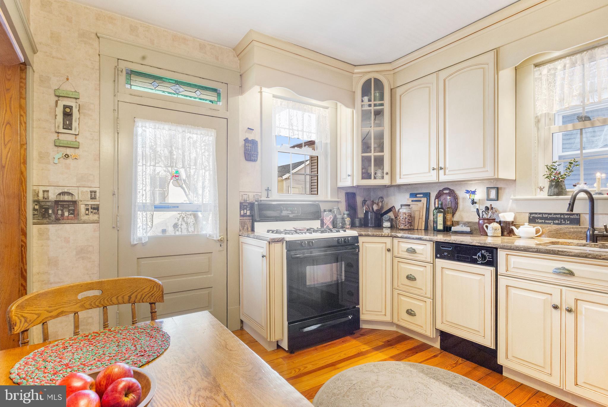 209 Spring Avenue Hanover, PA 17331 - Photo 14 of 26 Gallery Image 14