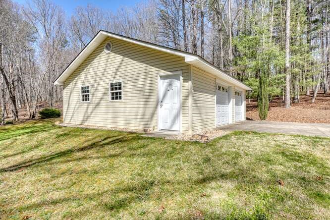 243 Allison Road Blairsville, GA 30512 - Photo 23 of 33 a view of backyard of house