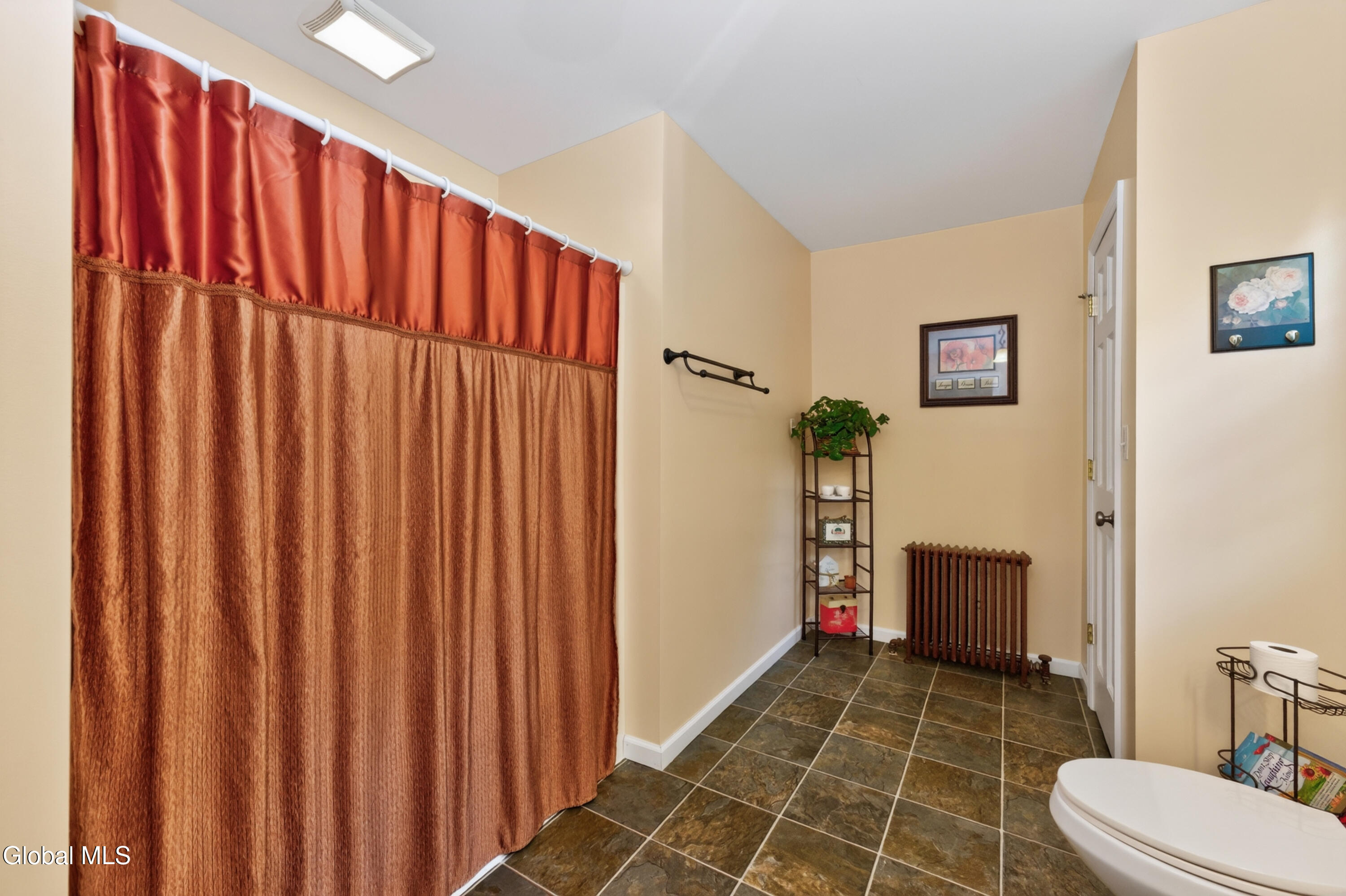160 Hidley Road Wynantskill, NY 12198 - Photo 45 of 68 9 Bathroom 2