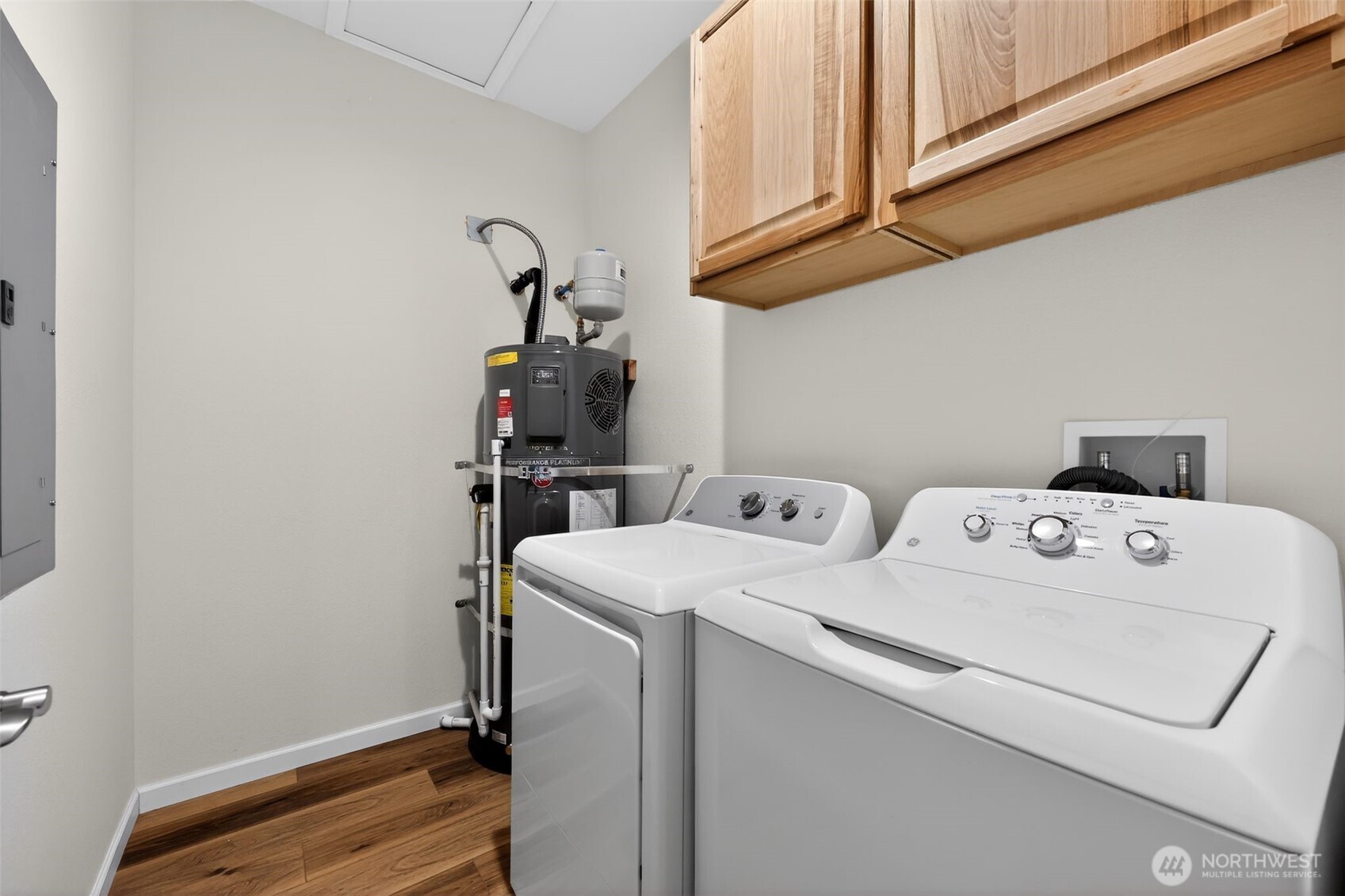 148 East Fox Run Lane Grapeview, WA 98546 - Photo 19 of 32 a utility room with dryer and washer
