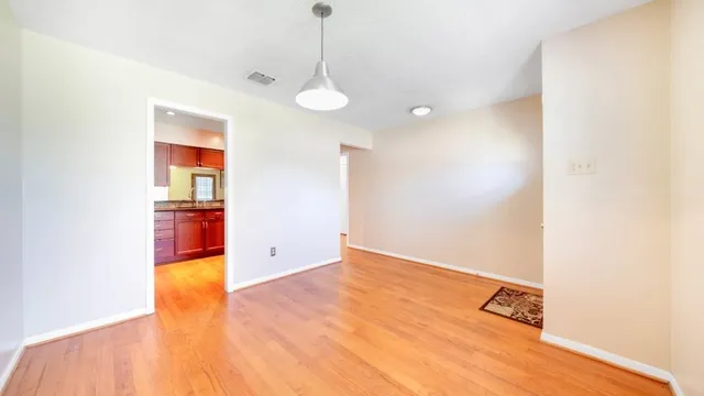 $224,900 | 15218 East Hutchinson Circle, Houston, TX 77071