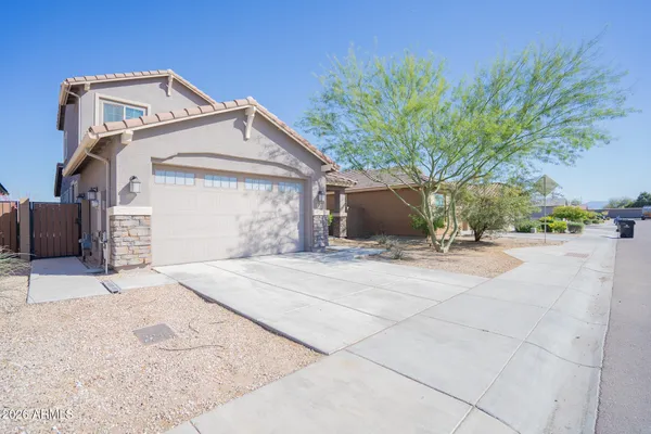 $2,795 | 3719 South 63rd Drive, Phoenix, AZ 85043