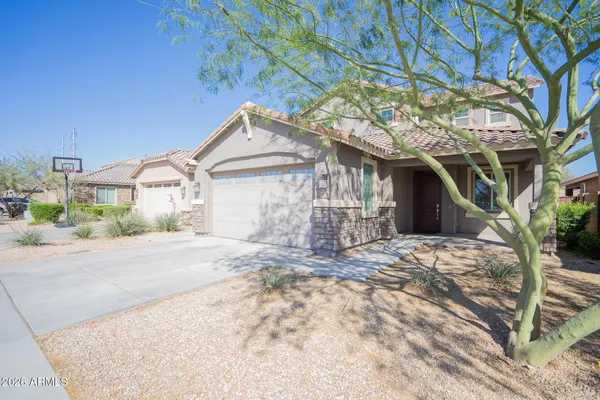 $2,695 | 3719 South 63rd Drive, Phoenix, AZ 85043