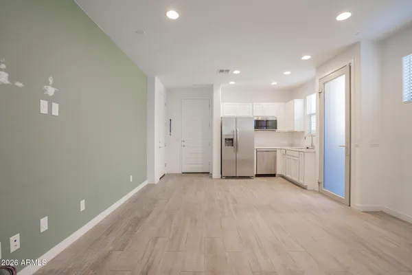 $2,695 | 3719 South 63rd Drive, Phoenix, AZ 85043