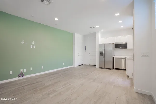 $2,795 | 3719 South 63rd Drive, Phoenix, AZ 85043