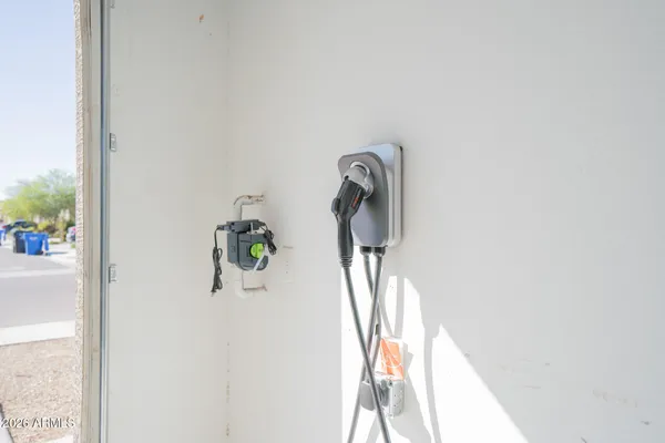 $2,795 | 3719 South 63rd Drive, Phoenix, AZ 85043