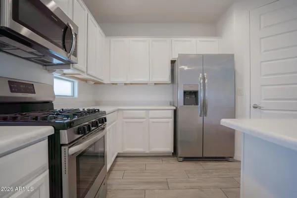 $2,695 | 3719 South 63rd Drive, Phoenix, AZ 85043