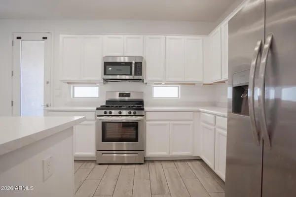 $2,695 | 3719 South 63rd Drive, Phoenix, AZ 85043