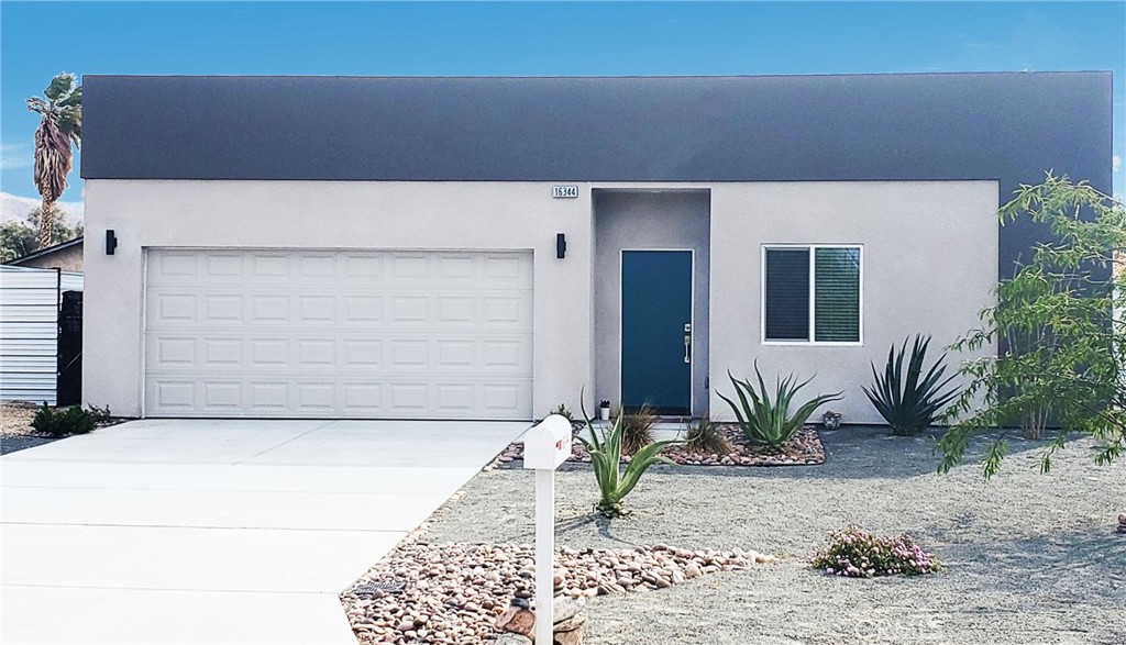 16344 Vía Corto East  