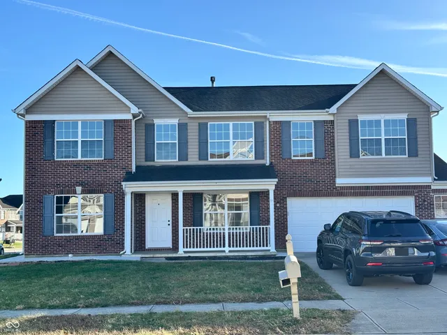 $2,500 | 3658 Pickwick Circle, Plainfield, IN 46168