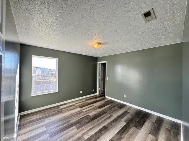 $2,500 | 3658 Pickwick Circle, Plainfield, IN 46168