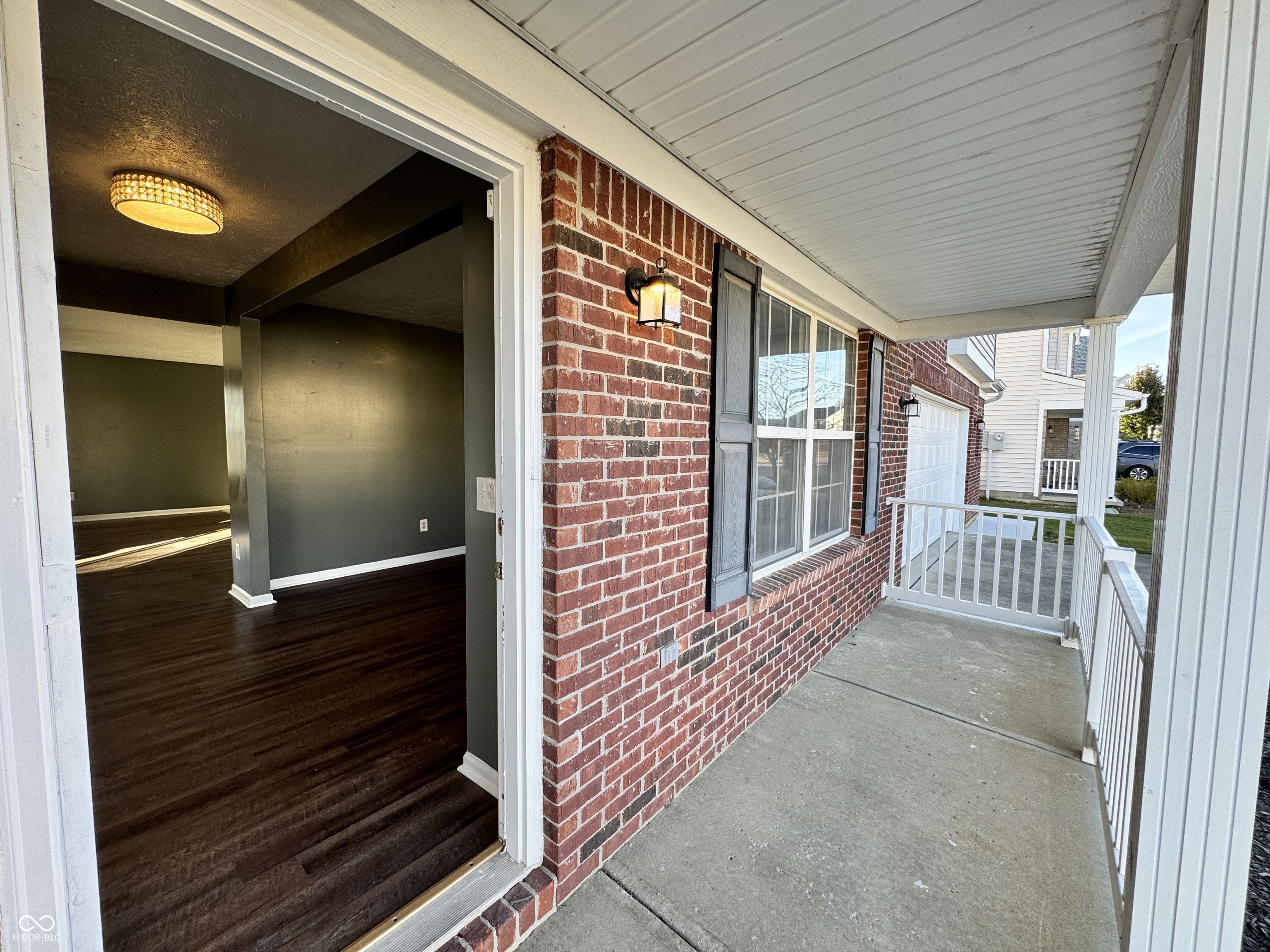 3658 Pickwick Circle Plainfield, IN 46168 - Photo 2 of 33