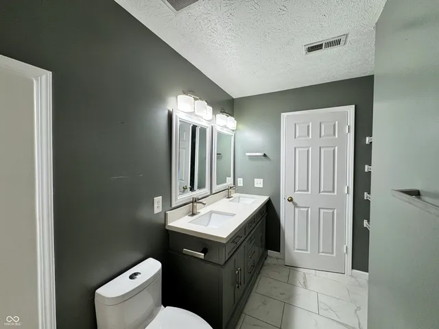 $2,500 | 3658 Pickwick Circle, Plainfield, IN 46168