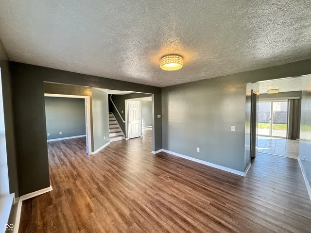 $2,500 | 3658 Pickwick Circle, Plainfield, IN 46168