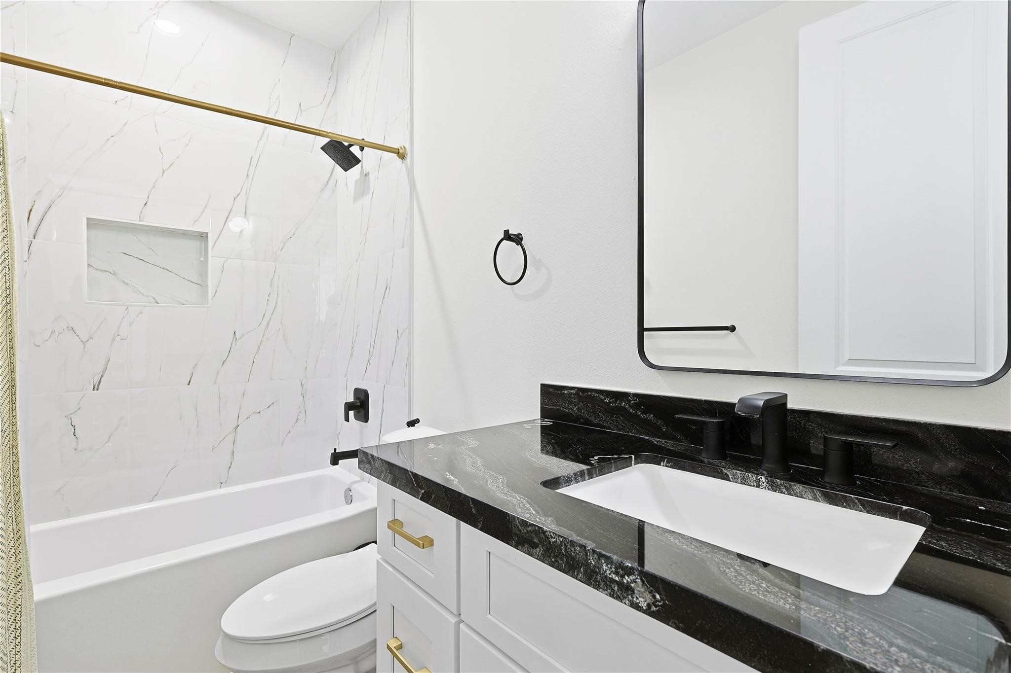 730 East 33rd Street Houston, TX 77022 - Photo 23 of 29 Gallery Image 23