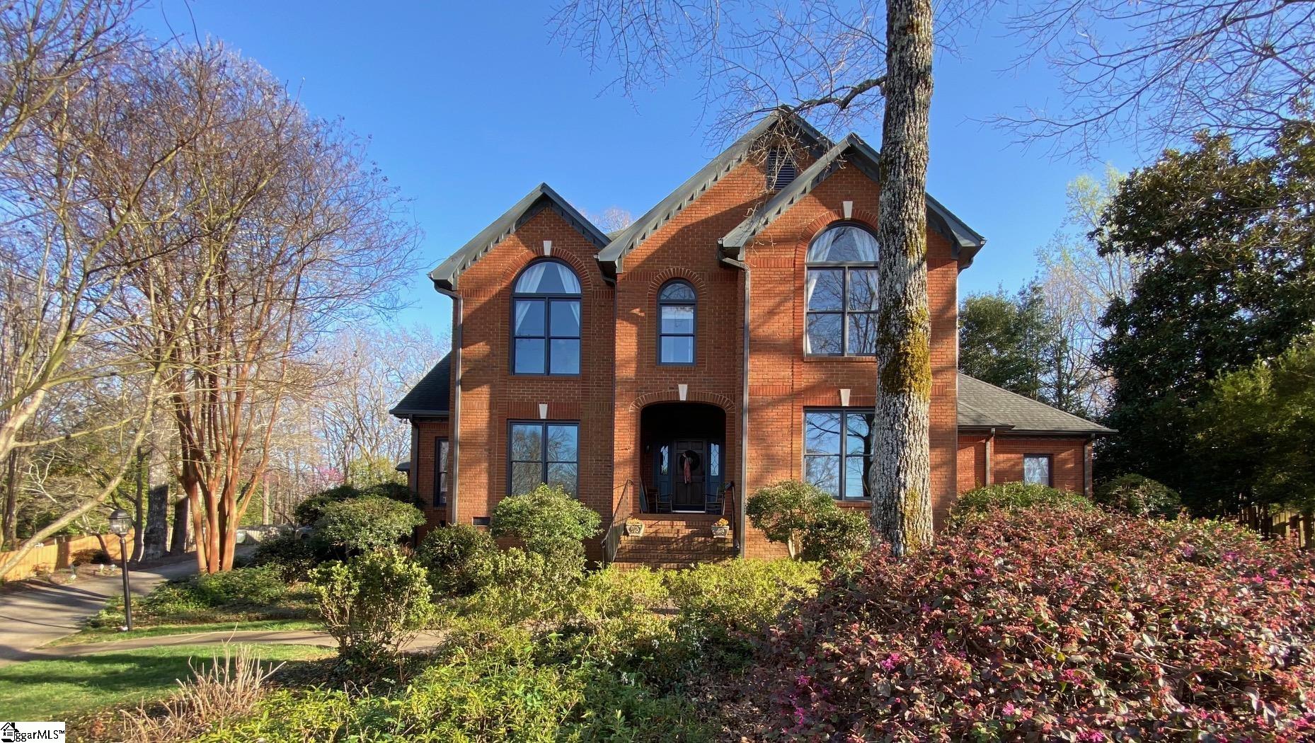 16 Windy Court Greenville SC 29615 Compass 16 Windy Court Greenville SC 29615 Compass