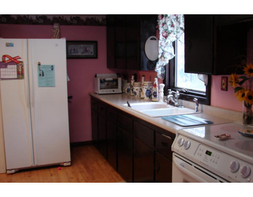 46 Patten Road Tewksbury, MA 01876 - Photo 3 of 10 Gallery Image 3