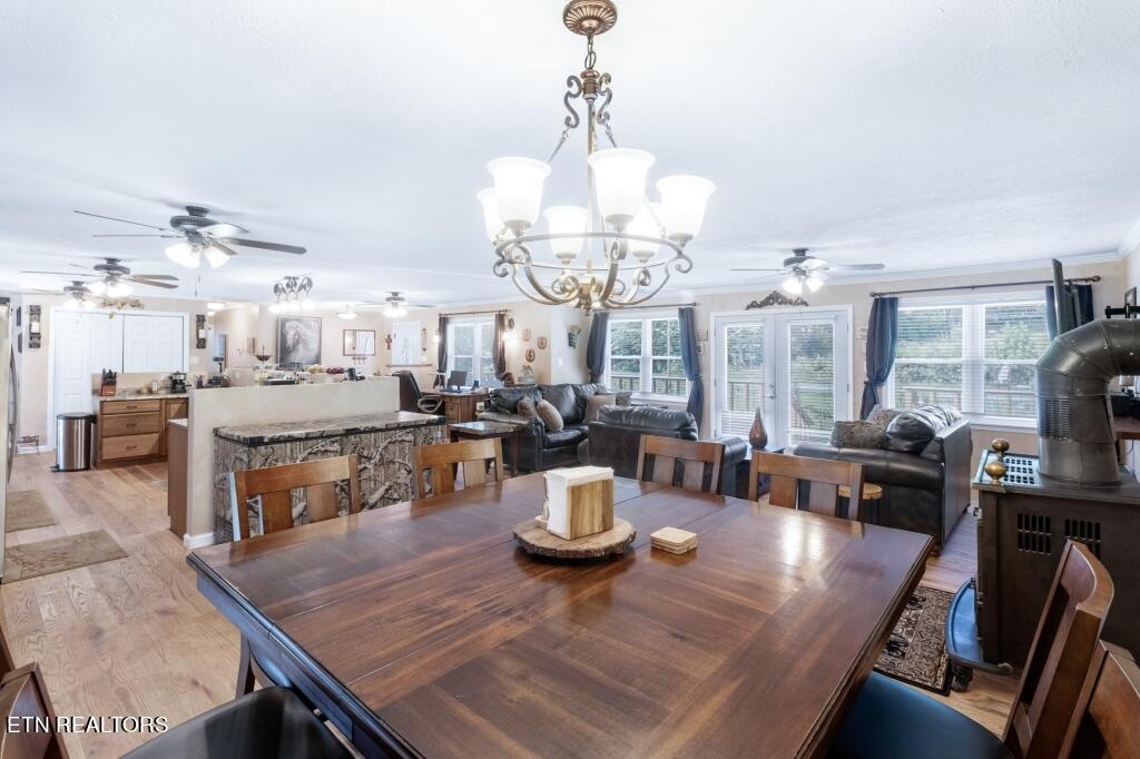 860 Shady Grove Road Lancing, TN 37770 - Photo 6 of 31 06-Dinning Room - 860 Shady Grove Road L