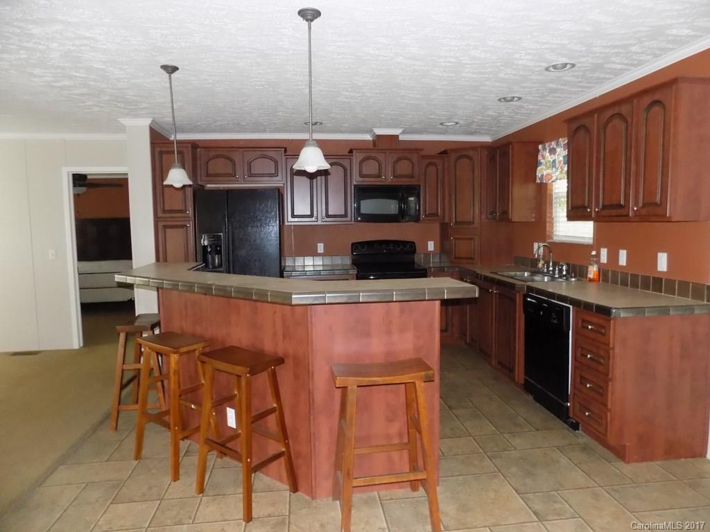 63 Fulbright Road Waynesville, NC 28785 - Photo 3 of 16