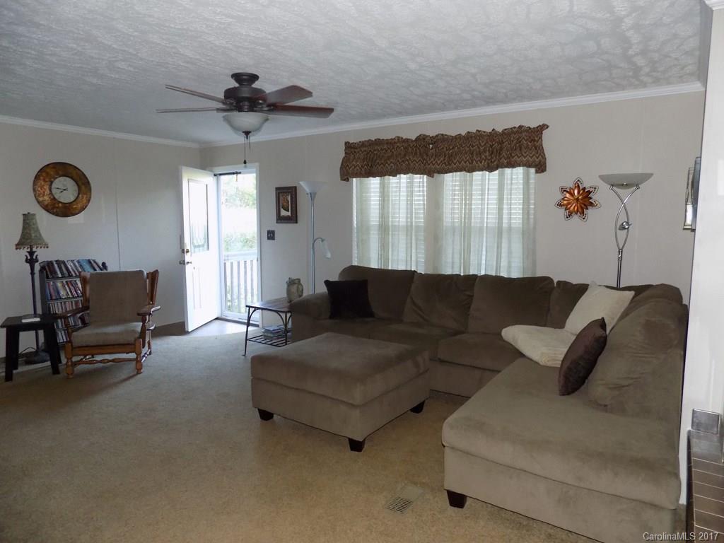 63 Fulbright Road Waynesville, NC 28785 - Photo 5 of 16
