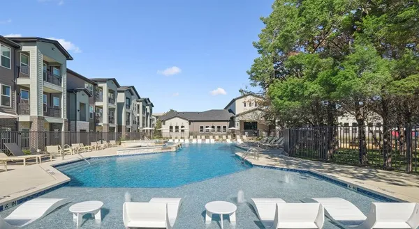 $1,215 | 4600 East McKinney Street, Unit 4310, Denton, TX 76208