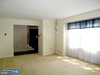 48 Saratoga Road Stratford, NJ 08084 - Photo 3 of 6 Gallery Image 3
