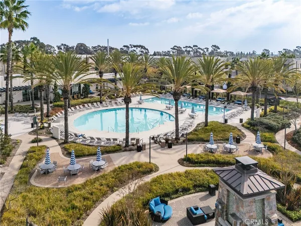 $1,099,000 | 12921 Mission Avenue, Unit 102, Hawthorne, CA 90250
