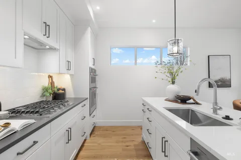 $565,000 | 3071 North Lapis Avenue, Meridian, ID 83646