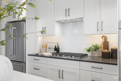 $565,000 | 3071 North Lapis Avenue, Meridian, ID 83646