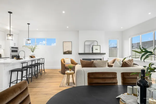 $565,000 | 3071 North Lapis Avenue, Meridian, ID 83646