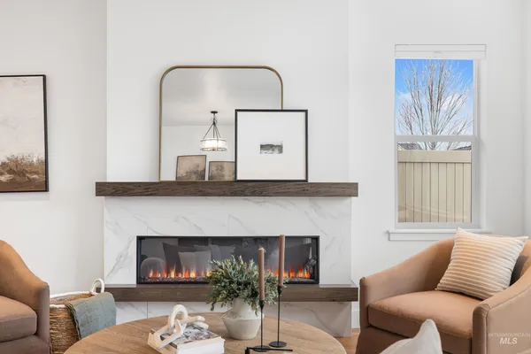 $565,000 | 3071 North Lapis Avenue, Meridian, ID 83646