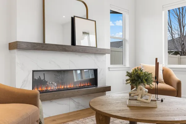 $565,000 | 3071 North Lapis Avenue, Meridian, ID 83646