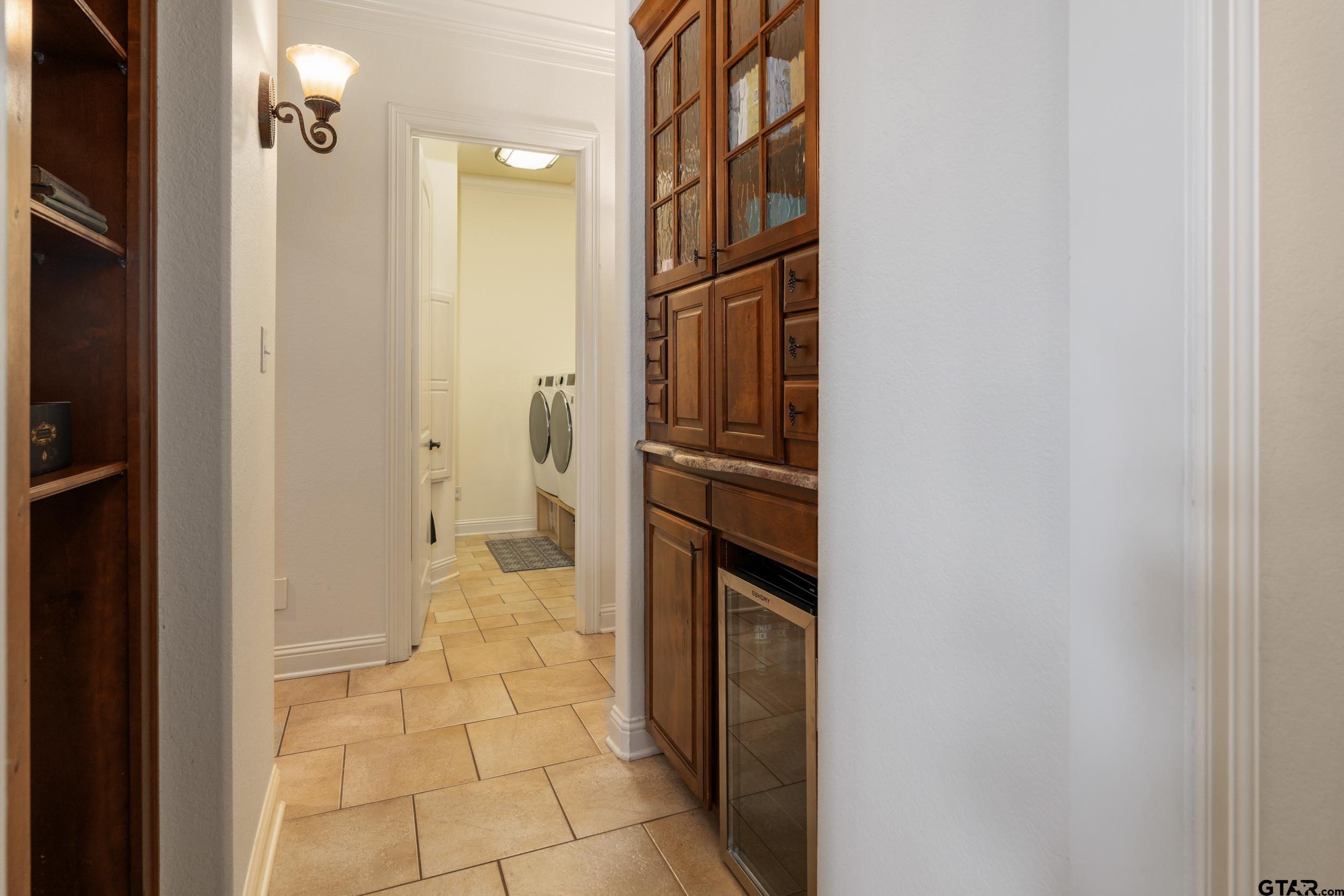 1509 Cooks Crossing Tyler, TX 75703 - Photo 25 of 48 a view of a kitchen from the hallway