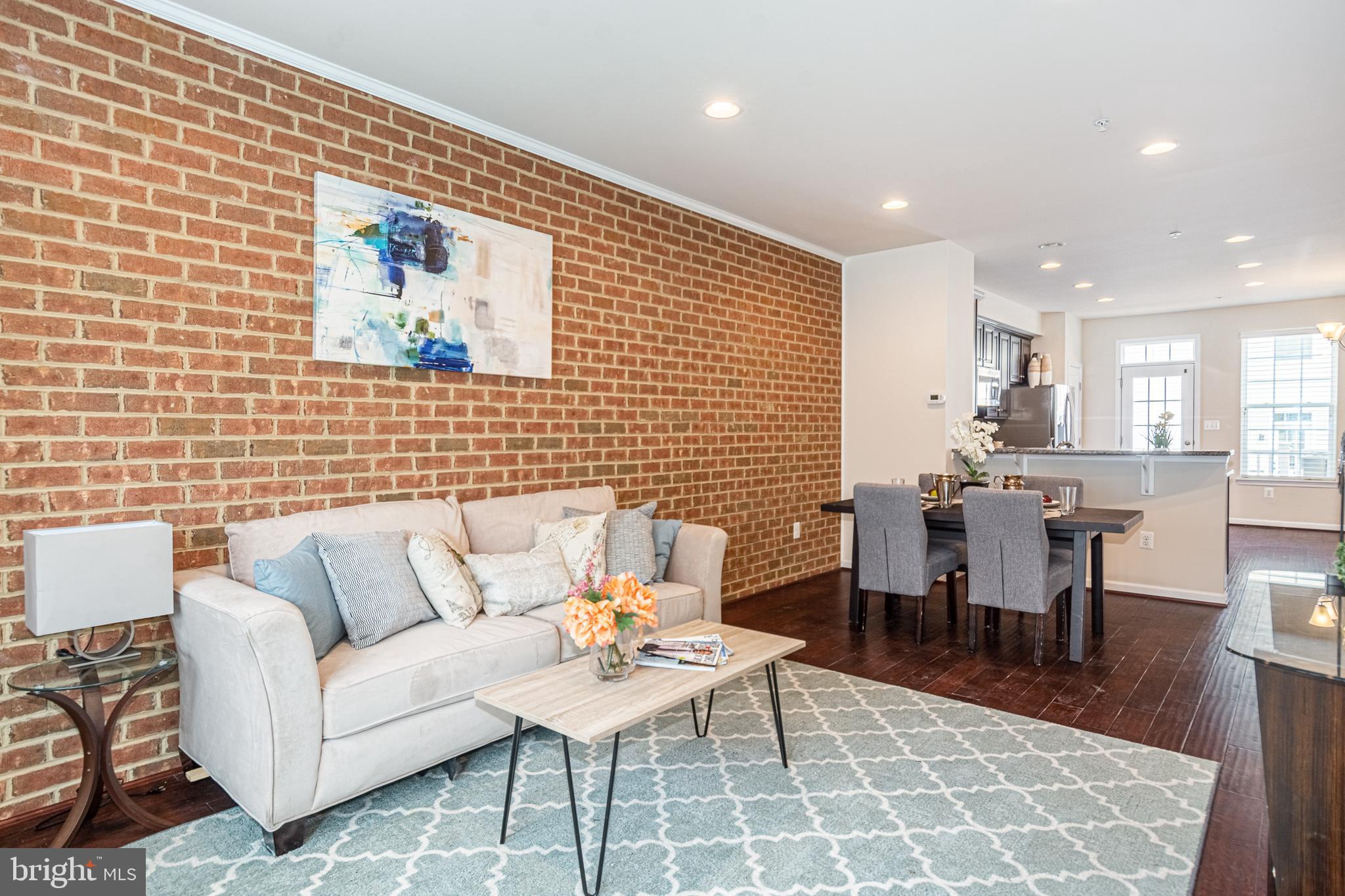 706 South Macon Street Baltimore, MD 21224 - Photo 4 of 35