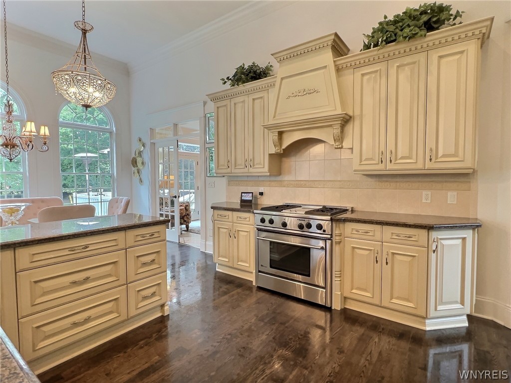 9566 Cobblestone Drive Clarence, NY 14031 - Photo 7 of 50