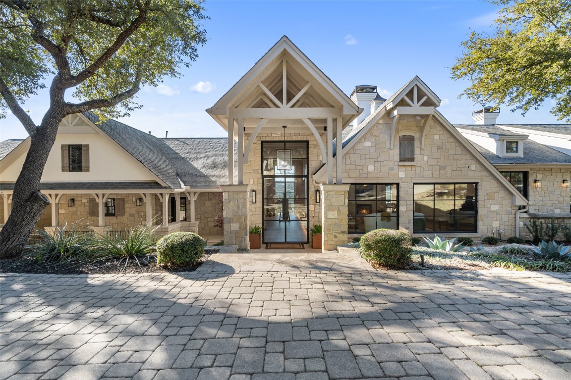 1421 Circle Ridge Drive West Lake Hills, TX 78746 - Photo 1 of 21