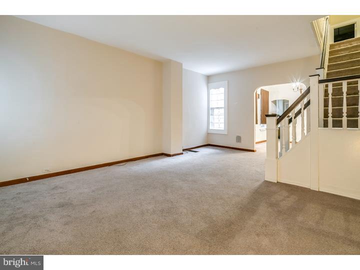 4827 Ridge Avenue Philadelphia, PA 19129 - Photo 4 of 10 Dining Room