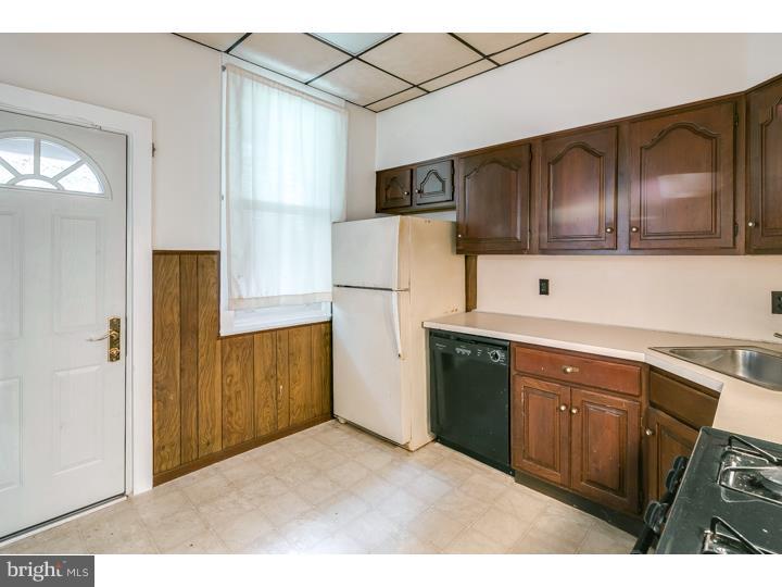 4827 Ridge Avenue Philadelphia, PA 19129 - Photo 5 of 10 Kitchen